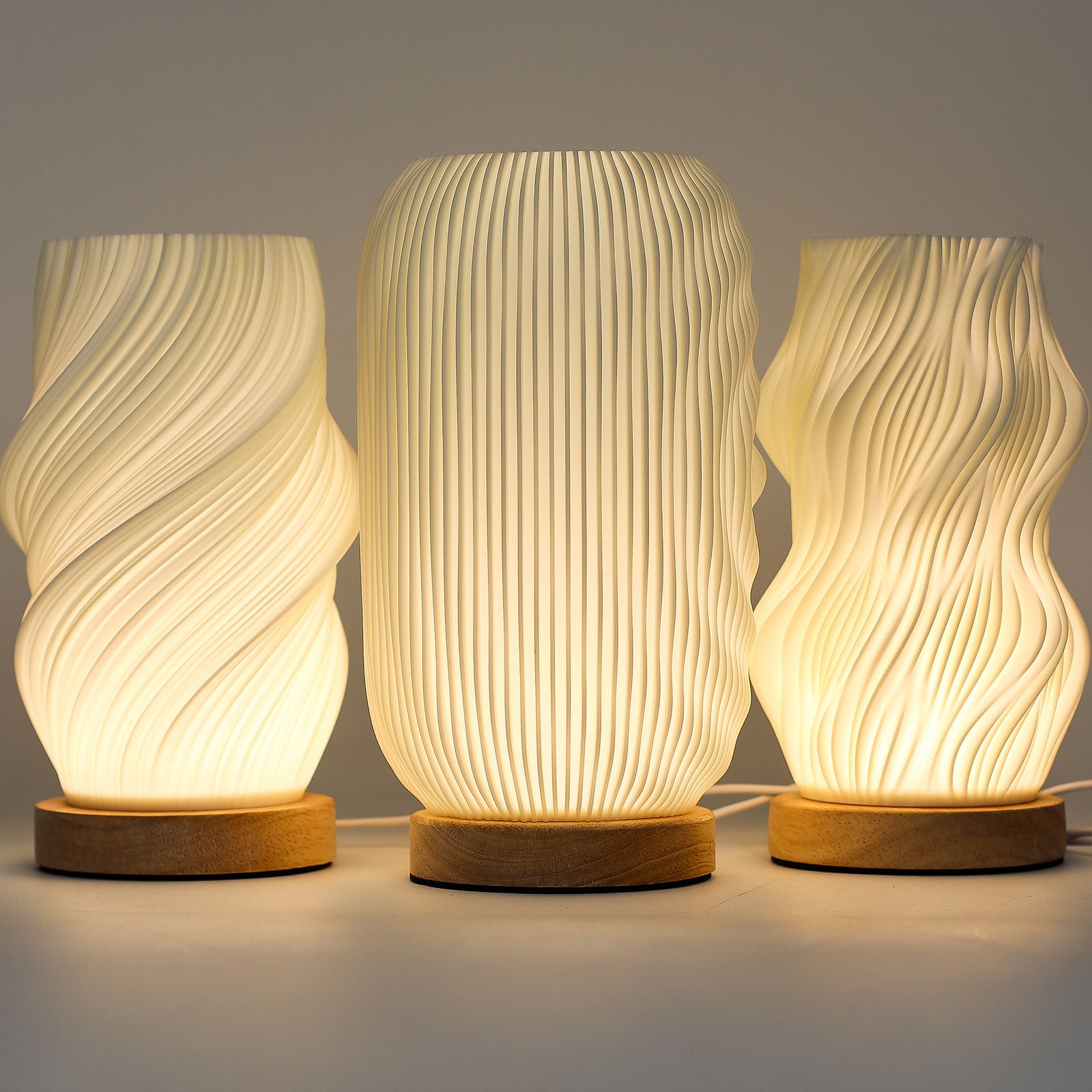 New Wave Lamp - USB - 3 settings - Cloud Twisted - Image 2